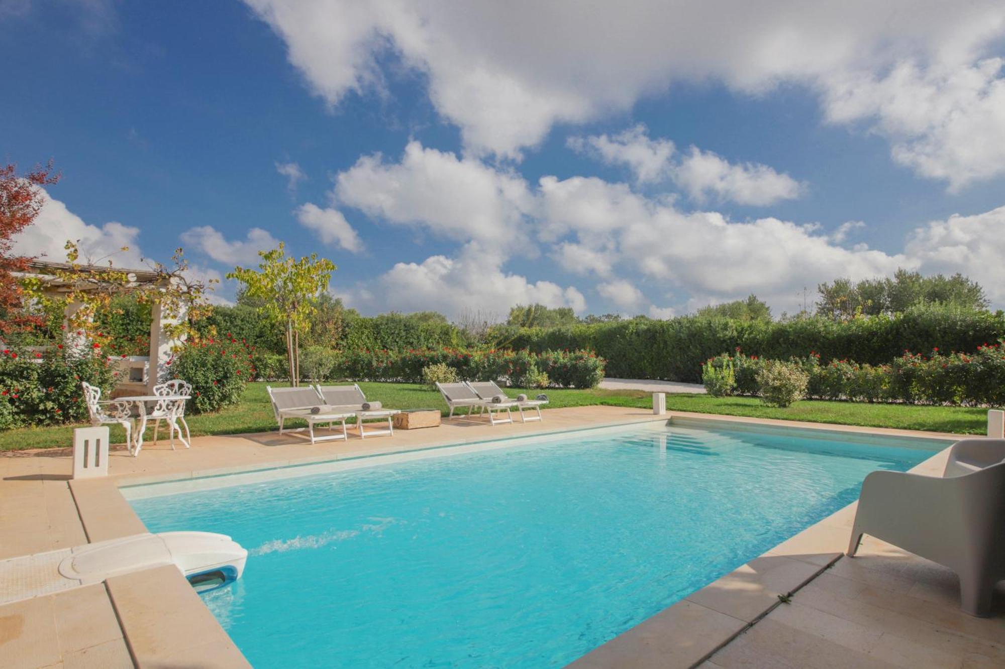 Td Trulli Della Rosatella Typical Trulli With Pool Villa Castellana Grotte Exterior photo